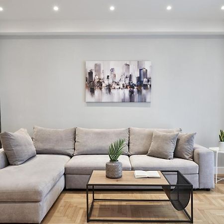 Spacious 2Bd Apt In Prime Location Next To Divani Athens Exterior photo